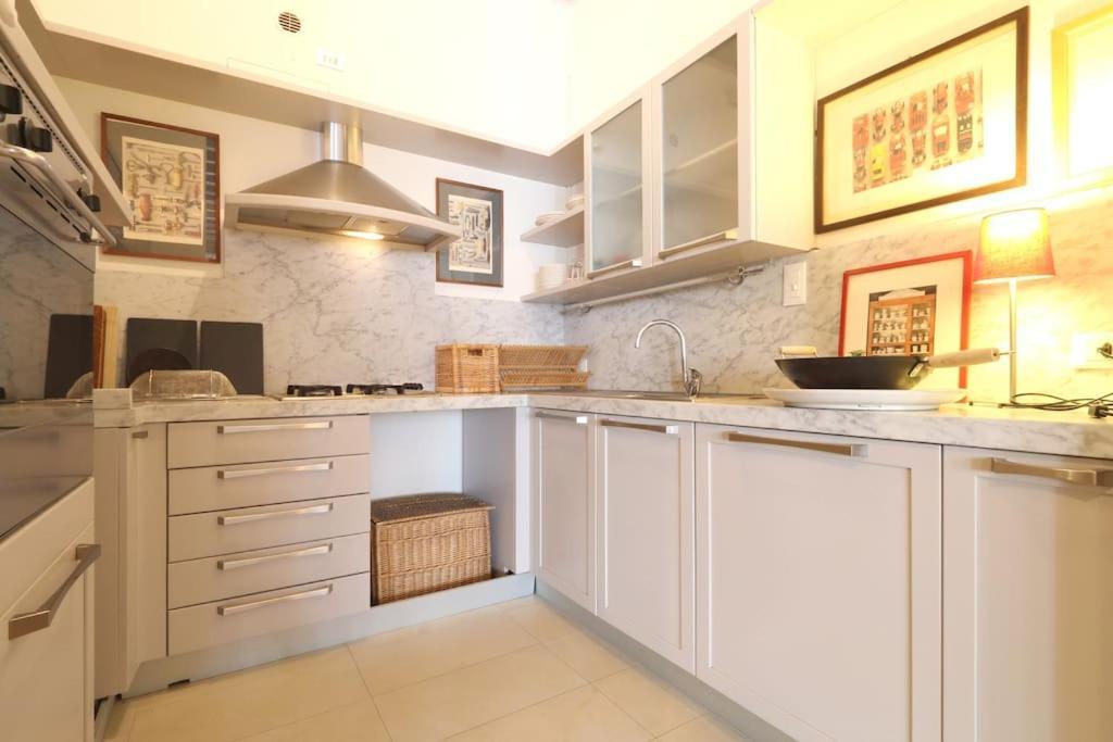 Loft Overlooking The Old Town . แฟลเตร ภายนอก รูปภาพ