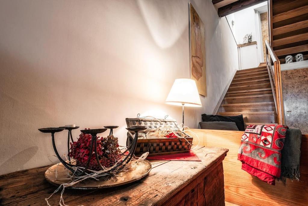 Loft Overlooking The Old Town . แฟลเตร ภายนอก รูปภาพ